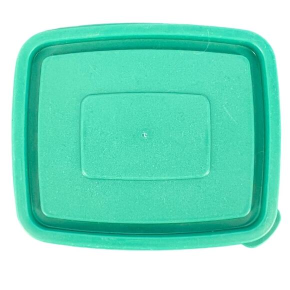 Small Snack Container & Dip Clip Bundle – Colorful, Versatile Storage Set - Picture 8 of 15